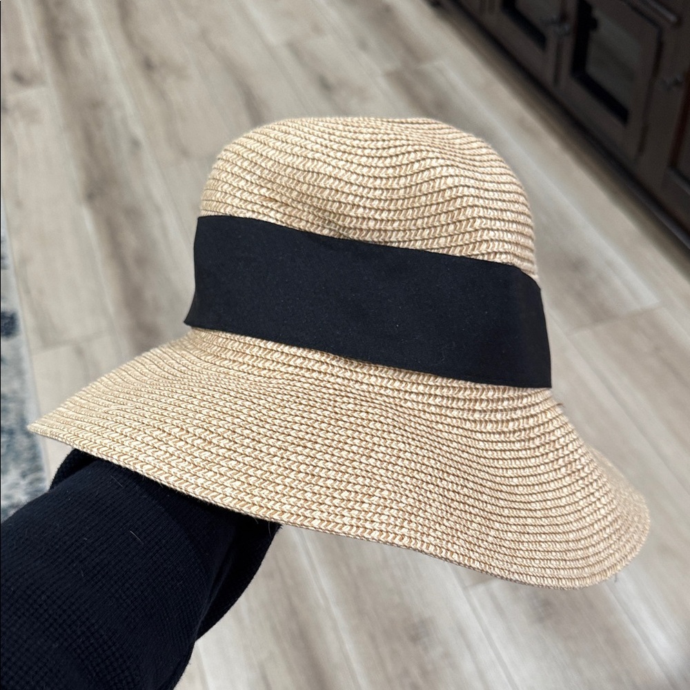 Milani Black and Tan Women's Hat - Picture 3 of 3